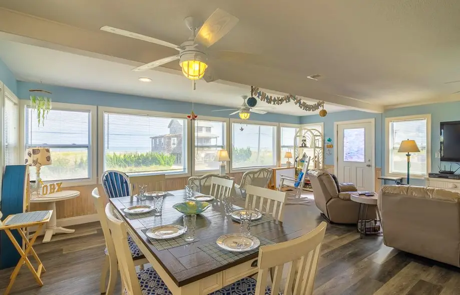 Beach'n Sunrise 215