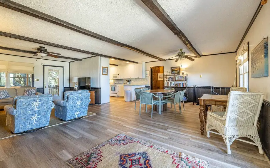 Seascape Cottage
